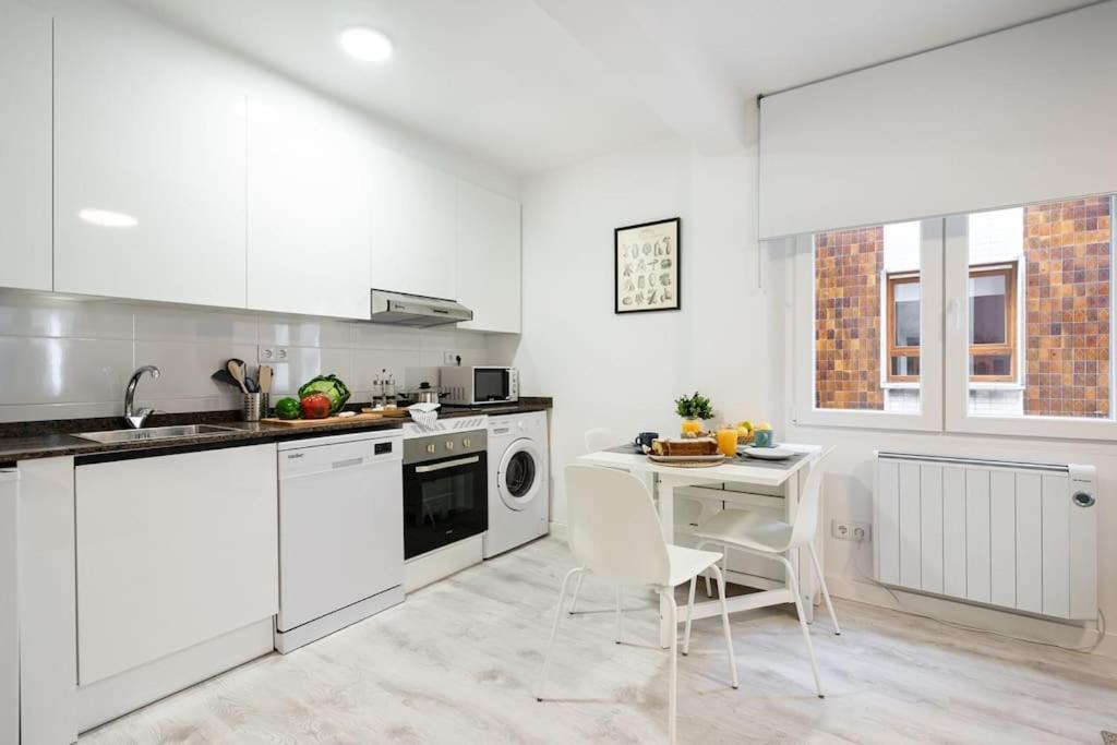 Apartamento Piso En El Corazon De Gijón Exterior foto
