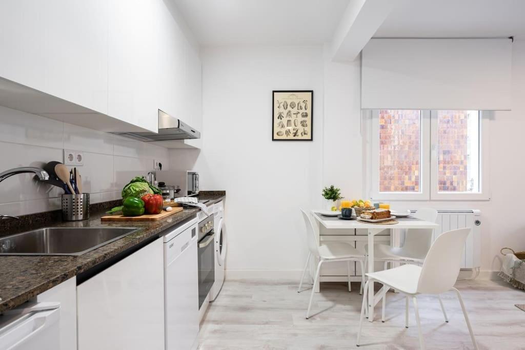 Apartamento Piso En El Corazon De Gijón Exterior foto